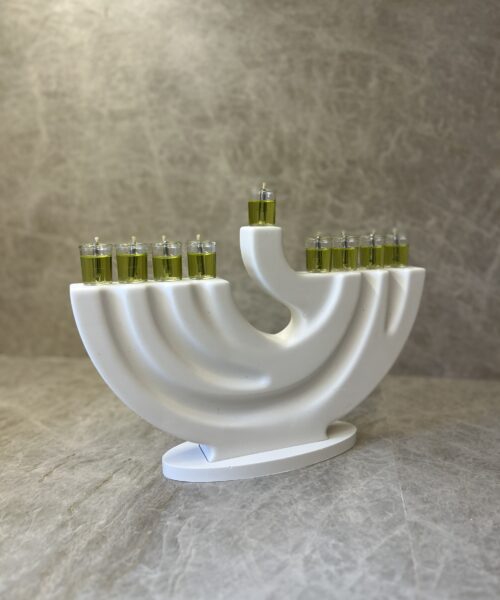 חנוכית אור 3