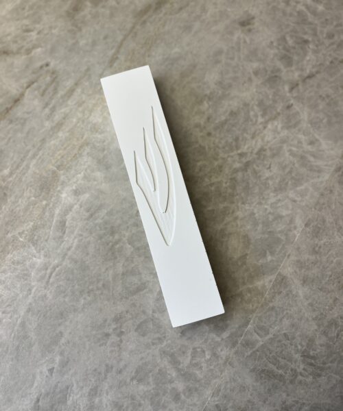 מזוזת נויה לארג לבן חלבי