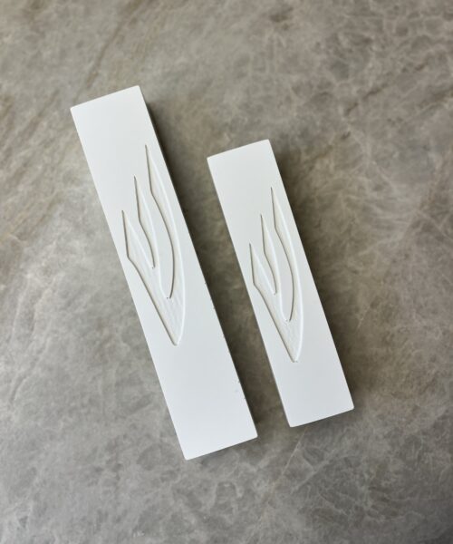 מזוזת נויה לבן חלבי