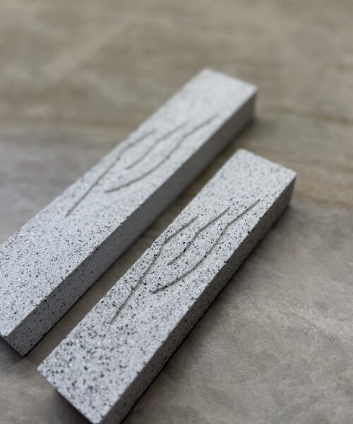 מזוזת בטון שייש דגם נויה - לארג' 2